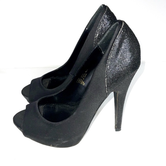 Steve Madden Black P Tessi Satin Toe Pump Stiletto Heel | Size US 7.5 - Picture 2 of 7